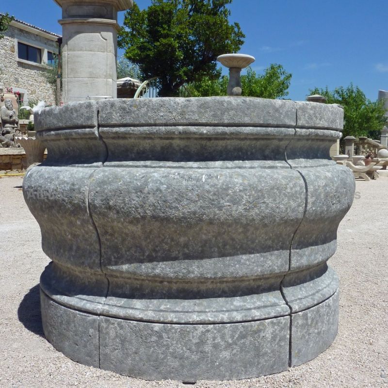 Puits en pierre : entre tradition et modernité - Atelier Alain BIDAL, Provence