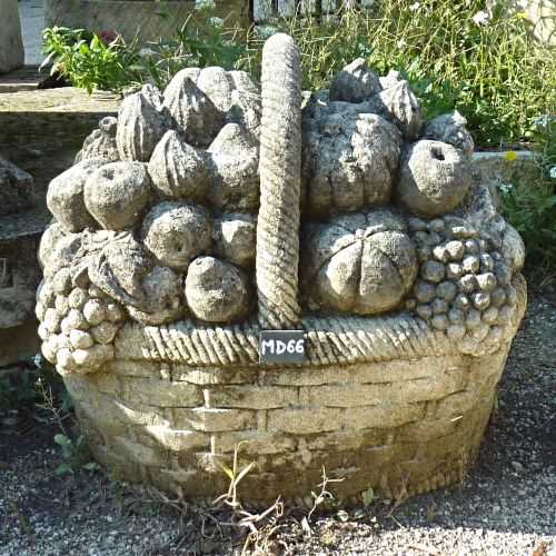 Stone sculpture for garden decoration - by our Vaucluse stone mason